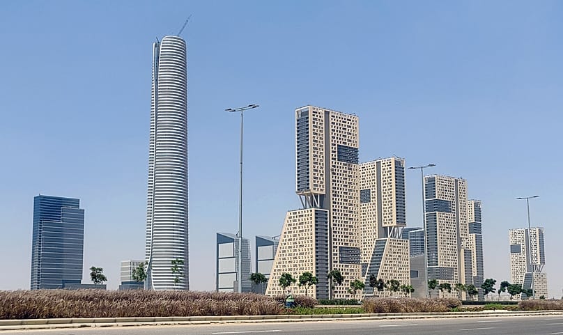 La Iconic Tower et un ensemble de bâtiments dans la Nouvelle Capitale égyptienne