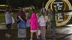 Españoles aterrizan en Torrejón tras ser evacuados de Oriente Medio.