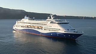 Le Celestyal Discovery peut accueillir 1 360 passagers