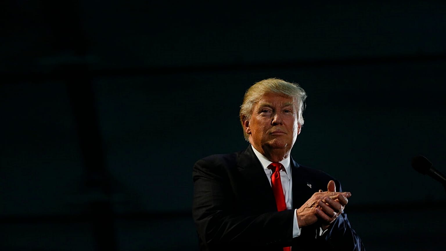 الرئيس الأمريكي دونالد ترامب 