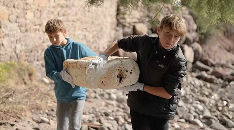 Καθαρισμός Σαρωνικού κόλπου