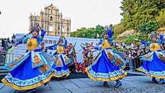 Tänzerinnen und Tänzer beim sechsten Encounter-Festival in Macao 2024.