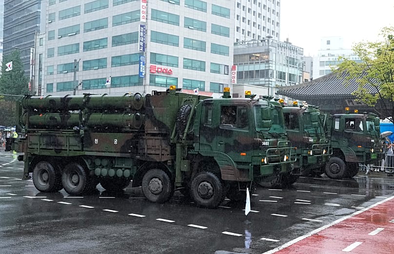 موشک‌های «چئونگونگ» کره‌جنوبی در رژه نظامی هفتاد و پنجمین روز نیروهای مسلح در سئول؛ ۲۶ سپتامبر ۲۰۲۳