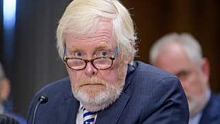 مثُل ليو برنت بوزيل الثالث أمام لجنة العلاقات الخارجية بمجلس الشيوخ في جلسة استماع بشأن ترشيحه لمنصب سفير الولايات المتحدة لدى جمهورية جنوب أفريقيا، في مبنى الكابيتول، يوم الخ