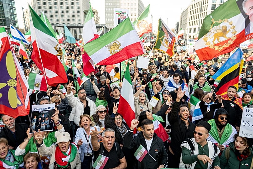 Iranische Demonstration am Potsdamer Platz in Berlin, 28. Februar 2026