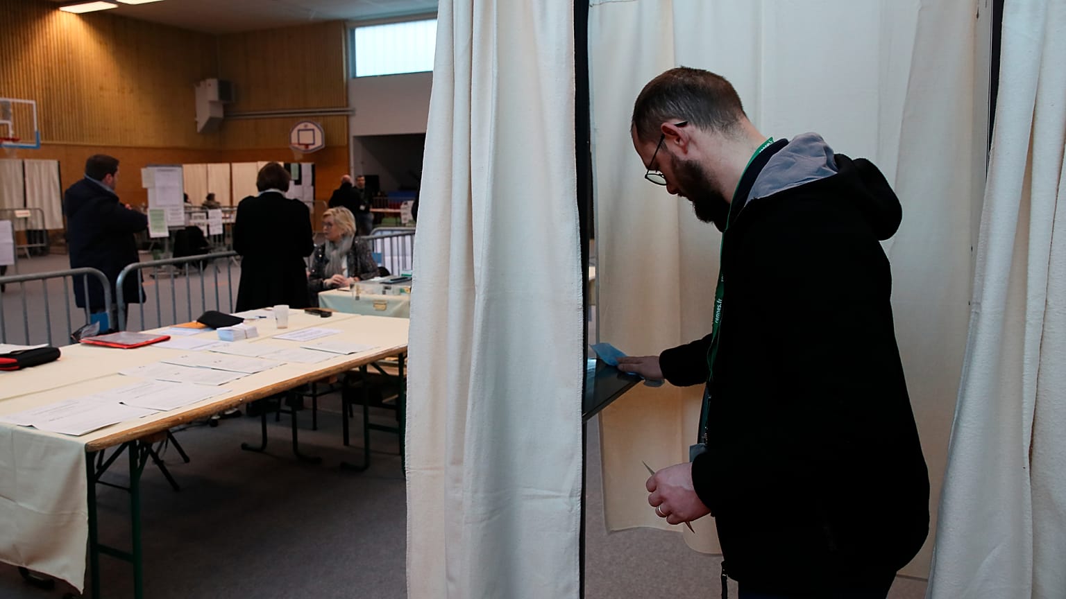 ARCHIVES -  Les élections municipales à Paris, Lyon et Marseille se dérouleront différemment du reste de la France. 