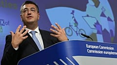 Ο Επίτροπος Μεταφορών Απόστολος Τζιτζικώστας
