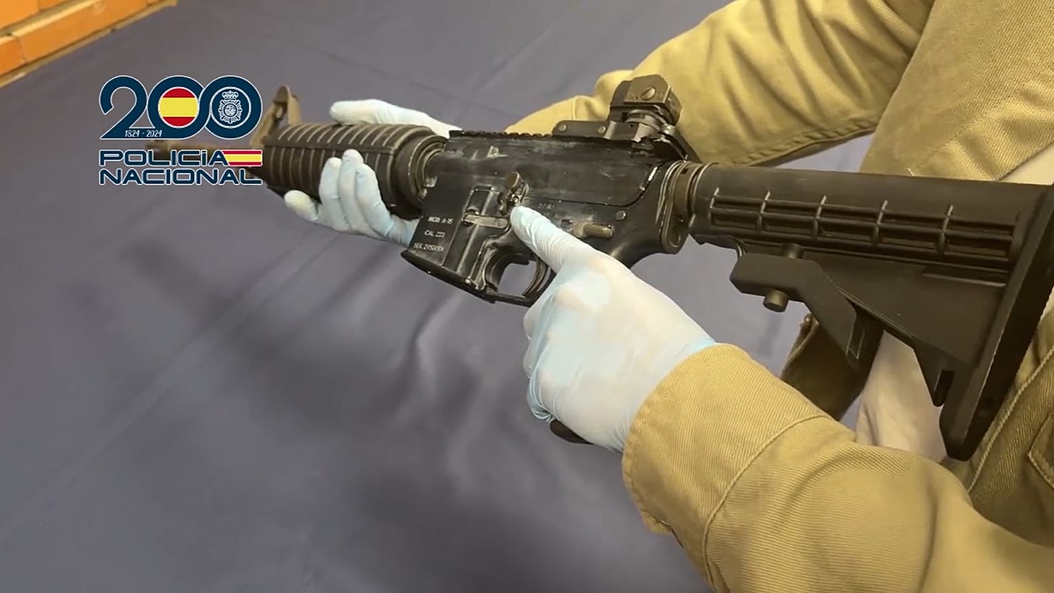 Una de las armas incautadas por la Policía en las Chapas de Marbella en una operación anunciada a principios de marzo de 2026