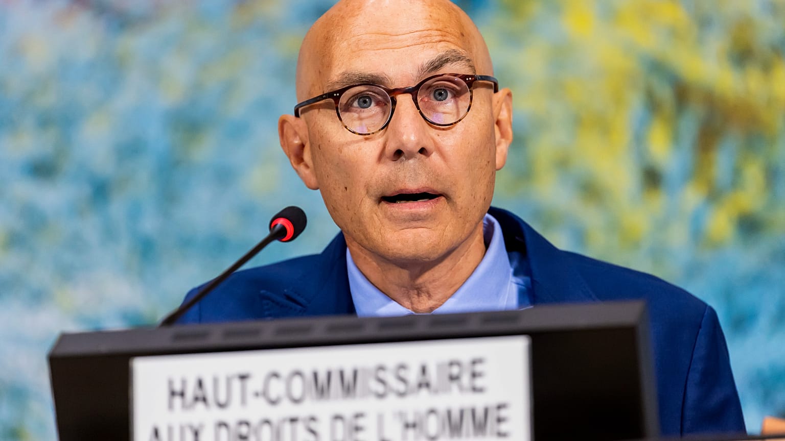 ألقى المفوض السامي للأمم المتحدة لحقوق الإنسان، فولكر تورك، كلمة أمام الحضور حول أنشطة مكتبه وآخر التطورات في مجال حقوق الإنسان حول العالم، وذلك خلال الدورة الستين لمجلس حقوق 