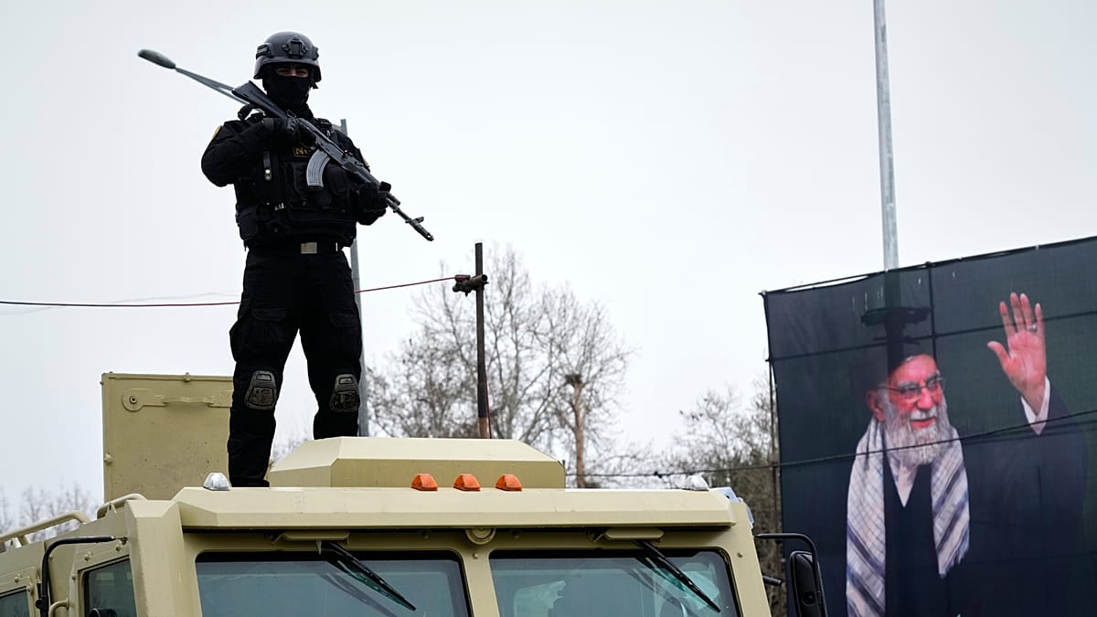 Se confirma la muerte de cuatro miembros de la tripulación estadounidense en un accidente aéreo en Irak mientras continúan los ataques a Teherán