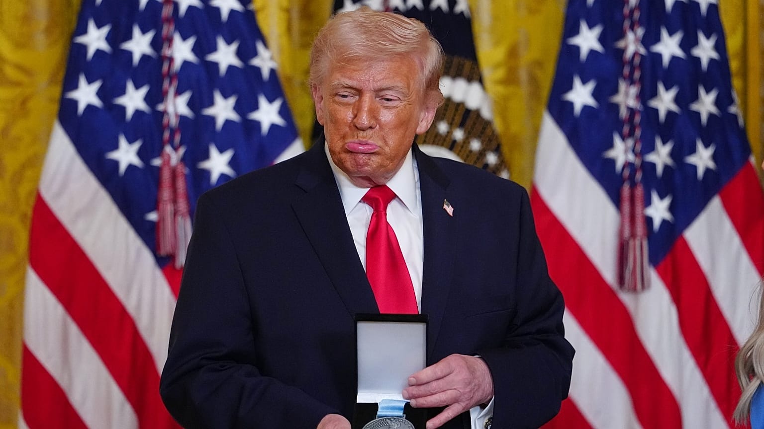 الرئيس الأمريكي دونالد ترامب