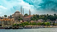 Beliebte Ziele wie Istanbul, die Türkische Riviera und die Hauptstadt Ankara laufen weiter im Normalbetrieb.