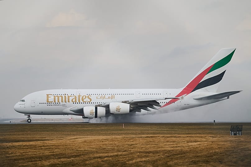 هبطت طائرة تابعة لشركة طيران الإمارات قادمة من دبي في مطار بيرسون بتورنتو، يوم السبت 7 مارس/آذار 2026. 