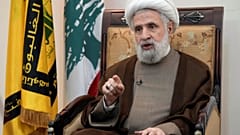صورة أرشيفية للأمين العام لحزب الله نعيم قاسم