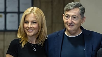 Mészáros Lőrinc feleségével, Várkonyi Andreával