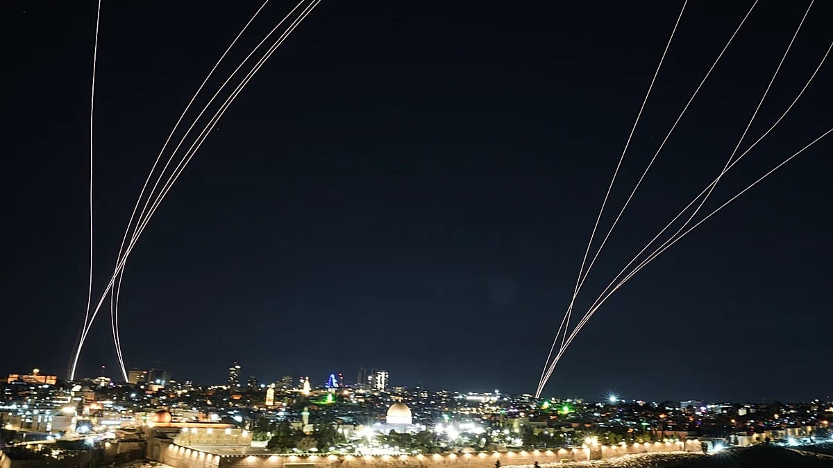 Trump and Starmer discuss Strait of Hormuz, Germany expresses skepticism over naval mission