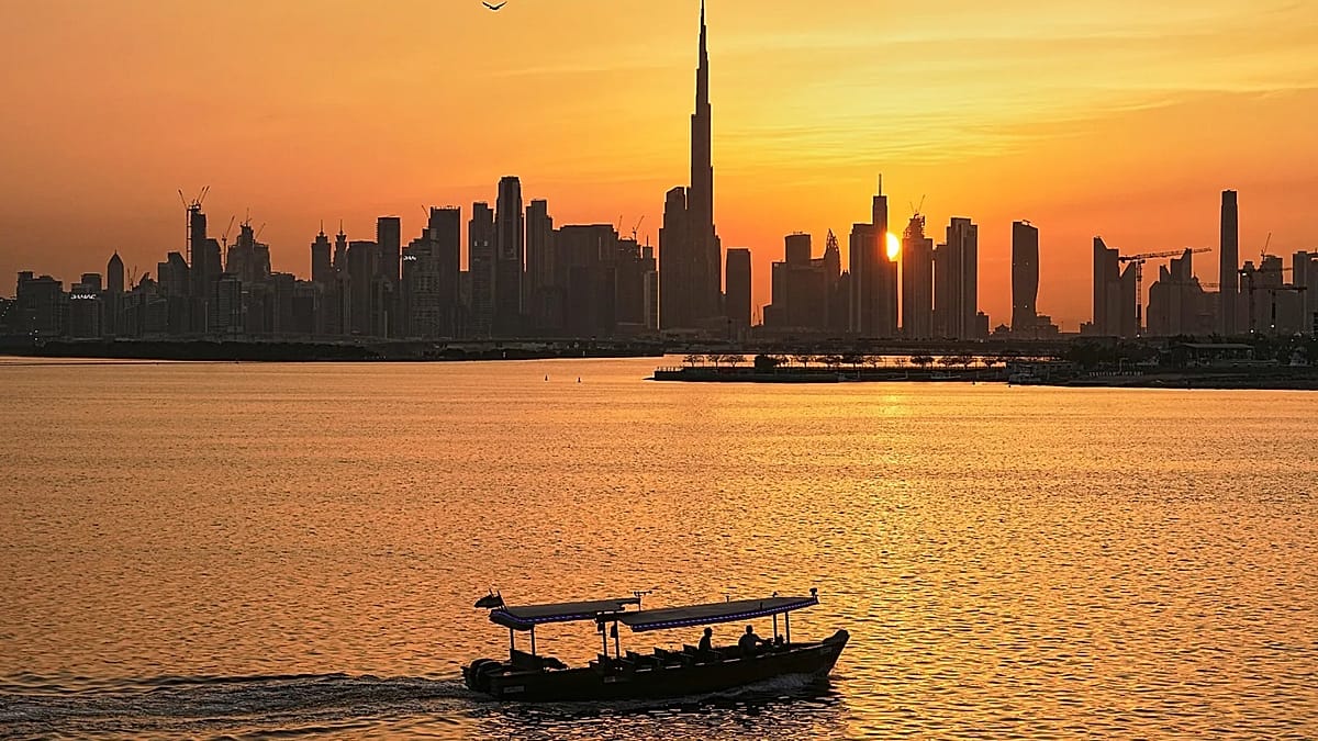 وزير الإمارات العربية المتحدة: الإمارات قادرة على الصمود في وجه صدمة الحرب وستعارض “العدمية” الإيرانية