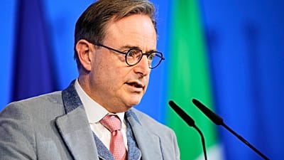 Le Premier ministre belge Bart de Wever s'exprime lors du sommet de la mer du Nord à Hambourg, en Allemagne, le lundi 26 janvier 2026. (AP Photo/Martin Meissner)