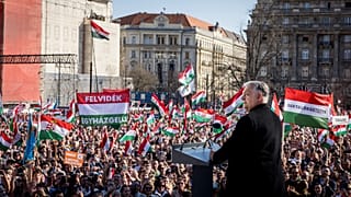 Orbán Viktor beszédet mond.