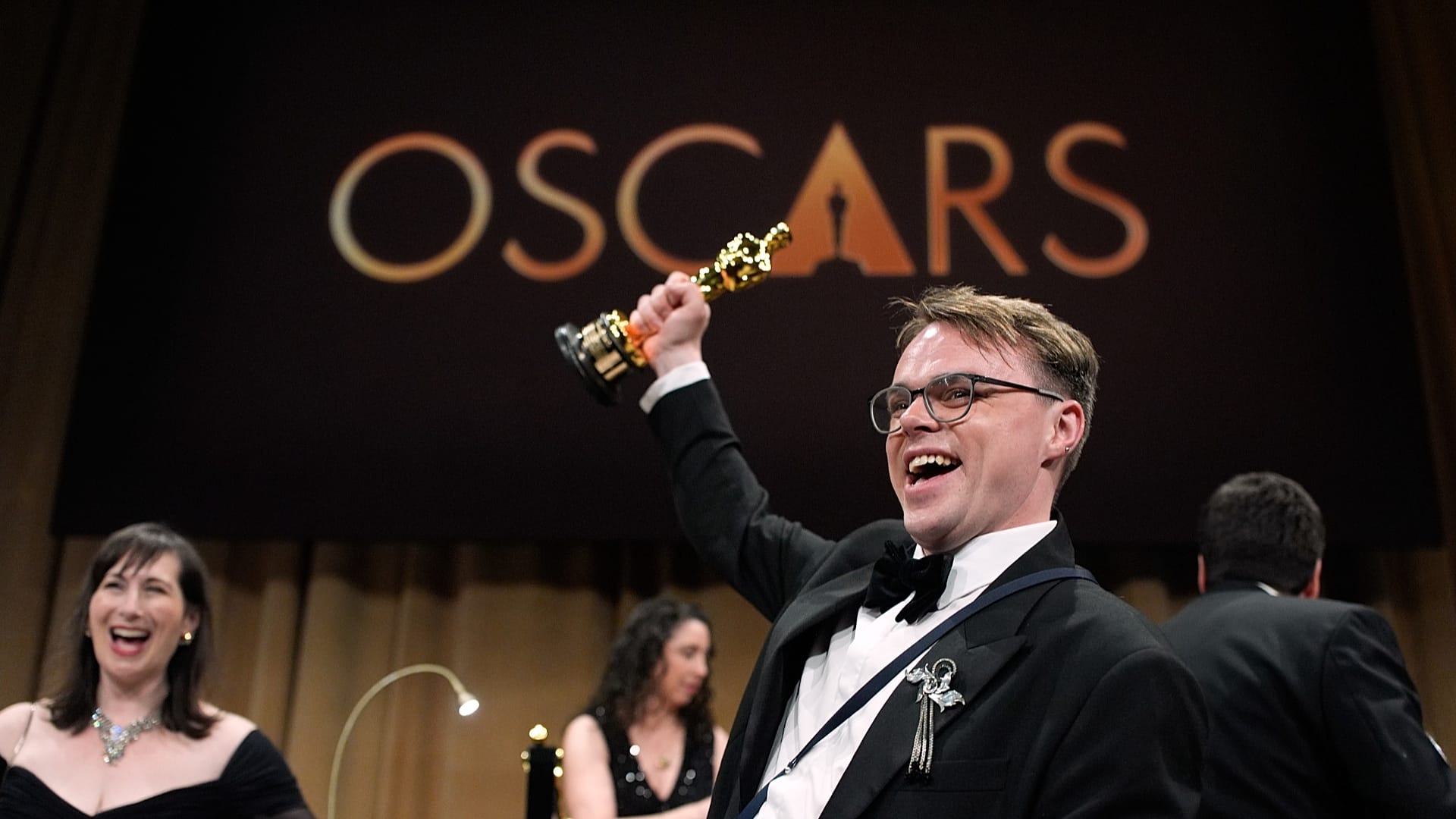 Video. How this Oscar-winning documentary exposed Putin’s youth ...