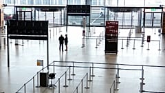 Streik am Berliner Flughafen: Alle Flüge am Mittwoch gestrichen, 57.000 Passagiere betroffen