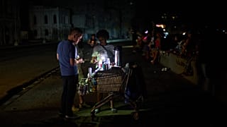 Blackout plunges cuba into darkness and exposes fragile power grid
