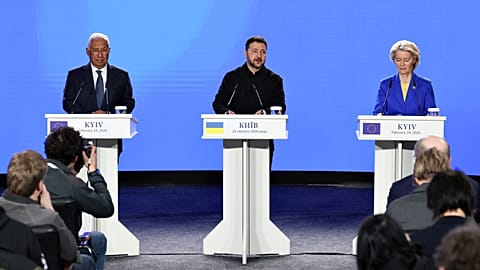 Antonio Costa, Volodymyr Zelenskyy und Ursula von der Leyen.