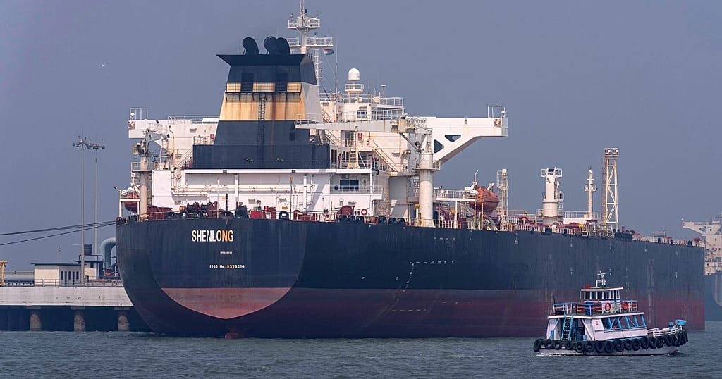 Oil surges 3% as Iranian strikes on UAE renew supply fears