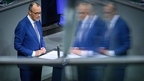 Bundeskanzler Friedrich Merz hält eine Regierungserklärung, bevor er zum EU-Rat nach Brüssel fährt.