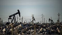 Bohrlöcher im Ölfeld San Ardo in Kalifornien, USA, März 2026