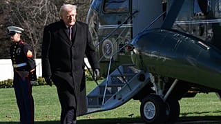 US President Donald Trump walks on the South Lawn as he returns to the White House, Wednesday, March 18, 2026, in Washington