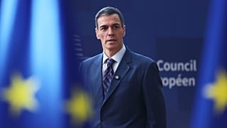 El presidente del Gobierno español, Pedro Sánchez, llega a la cumbre de la UE en el edificio del Consejo Europeo en Bruselas, el jueves 19 de marzo de 2026.