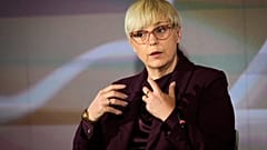 Natasa Pirc Musar, Szlovénia elnöke beszél egy panelbeszélgetésen az éves Bledi Stratégiai Fórumon Bledben, Szlovéniában, 2025. szeptember 2-án