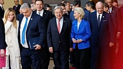 EU-Staats- und Regierungschefs posieren beim Gipfel des Europäischen Rates für ein Foto