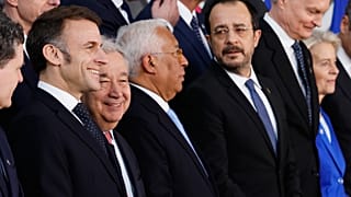 Ο Νίκος Χριστοδουλίδης ανάμεσα στους άλλους ηγέτες της ΕΕ