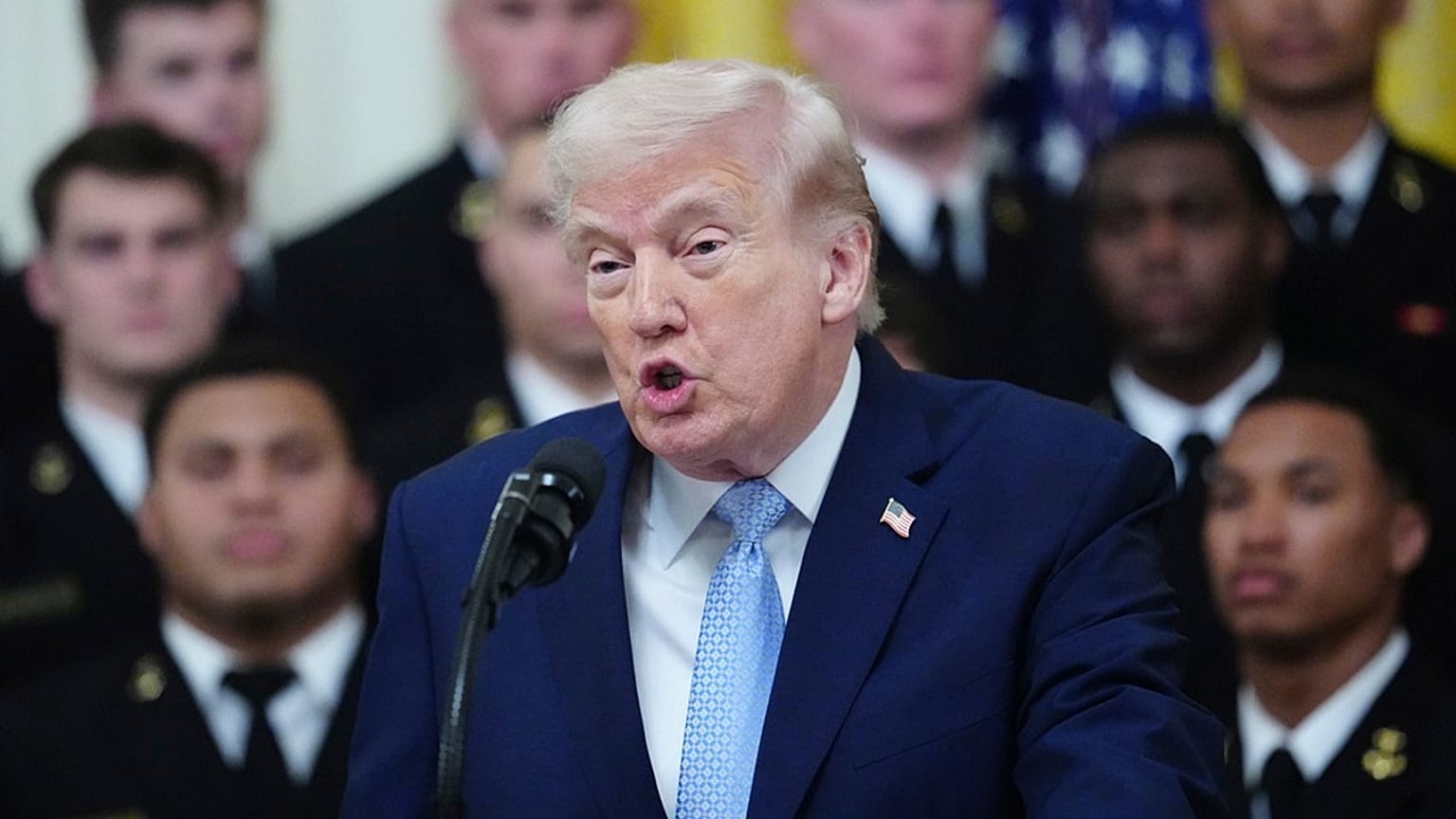 الرئيس الأمريكي دونالد ترامب