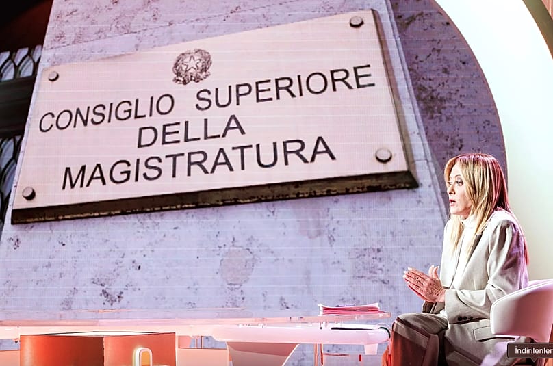 İtalya Başbakanı Giorgia Meloni, Roma'da devlet televizyonunda yaklaşan yargı reformu referandumu hakkında konuştu, 20 Mart 2026.