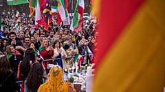 Zehntausende feiern in Deutschland