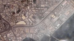 صورة ملتقطة بالأقمار الصناعية تظهر الأضرار الناجمة عن هجوم إيراني على مقر قيادة الأسطول الخامس التابع للبحرية الأمريكية في المنامة، البحرين، في 1 مارس 2026.