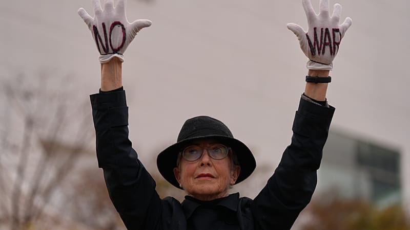 مهلة ترامب بشأن هرمز تقترب من نهايتها: تصعيد متواصل.. والجبهة اللبنانية تزداد اشتعالًا 