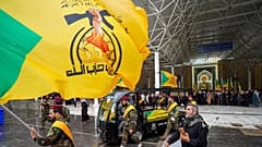 حضر أعضاء من كتائب حزب الله جنازة زملائهم الذين قُتلوا في غارة جوية أمريكية في محافظة القائم، وفقًا لبيانهم
