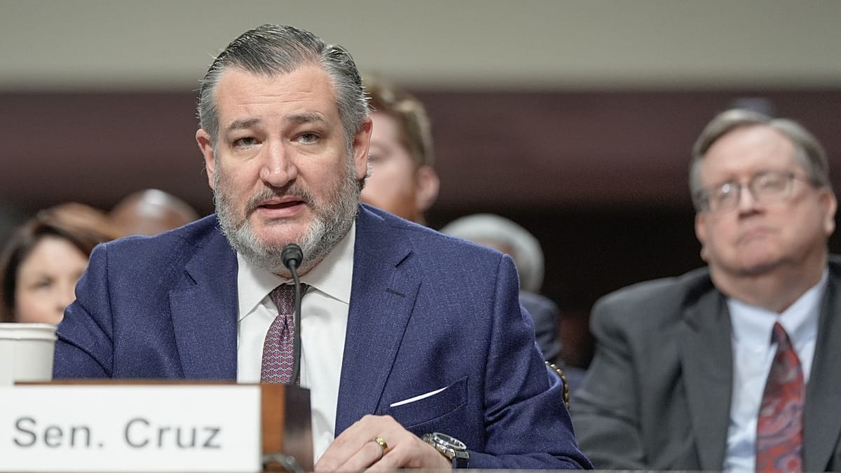 سناتور آمریکایی: در شش ماه آینده شاهد دولت‌های جدیدی در ایران، ونزوئلا و کوبا خواهیم بود