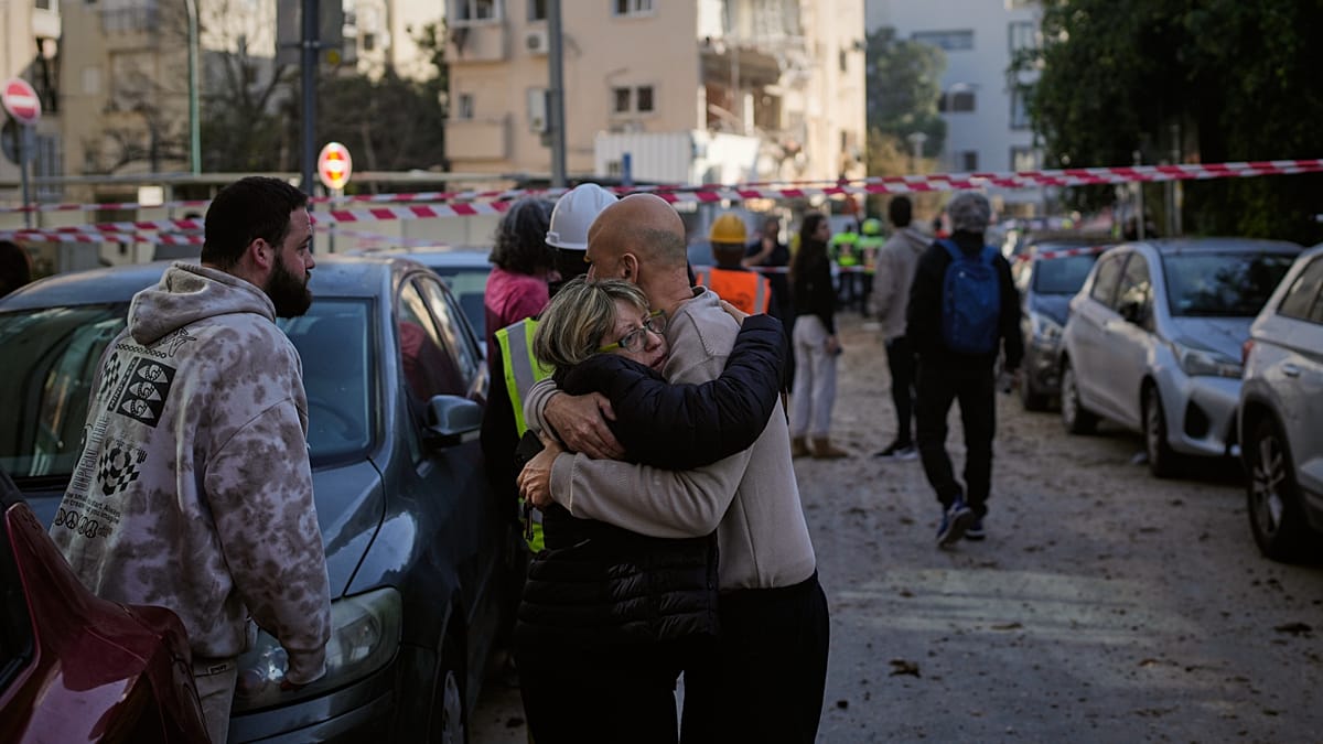 Search for missing continues in central Tel Aviv after Iran missile strike