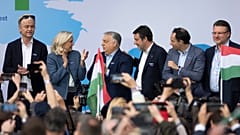 Rechtspopulistische Politiker aus Europa kommen am dreiundzwanzigsten März 2026 in Budapest zur Versammlung von Orbáns Gruppe „Patriots for Europe“.