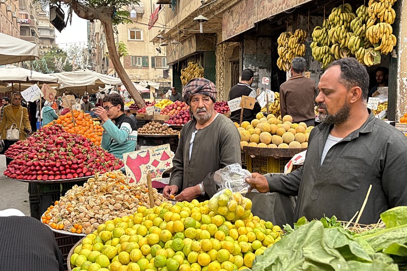 Märkte und Veranstaltungsorte müssen in Ägypten wegen Energiesorgen künftig früher schließen. 