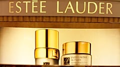 ARCHIV: Aufgenommen am zweiten November zweitausendelf: Estée-Lauder-Produkte in einem Kaufhaus in South Portland im US-Bundesstaat Maine.