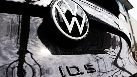 Volkswagen ID.5 jest widoczny we Frankfurcie nad Menem, we wtorek, 24 marca 2026 r.