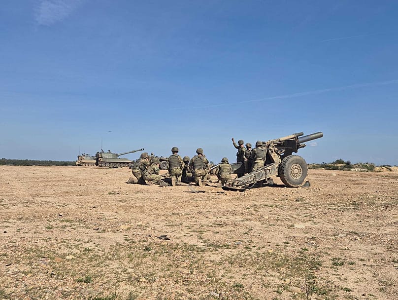 Militares durante o exercício Strong Impact 2026