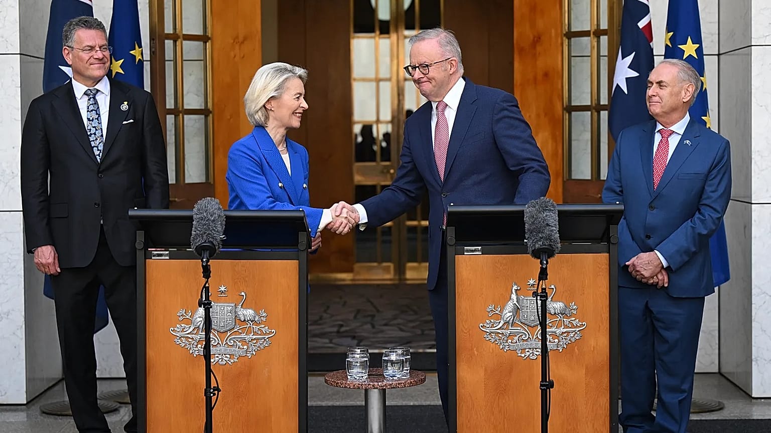 Archív: Ursula von der Leyen, Európai Bizottság-elnök és Anthony Albanese ausztrál kormányfő canberrai szabadkereskedelmi egyezség után, 2026. március 24.