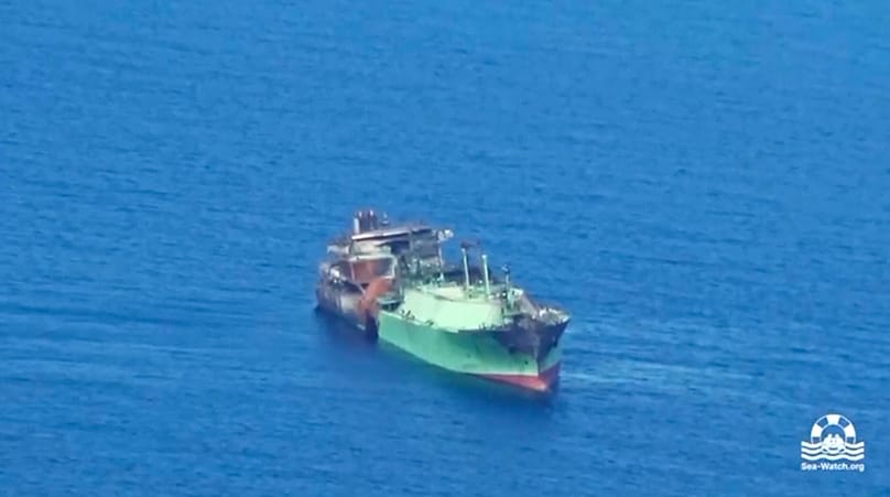 Le méthanier Arctic Metagaz à la dérive 